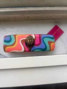 Kurt Geiger Bright Multicolor Wave Eyewear Case with Decorative Gold Clasp